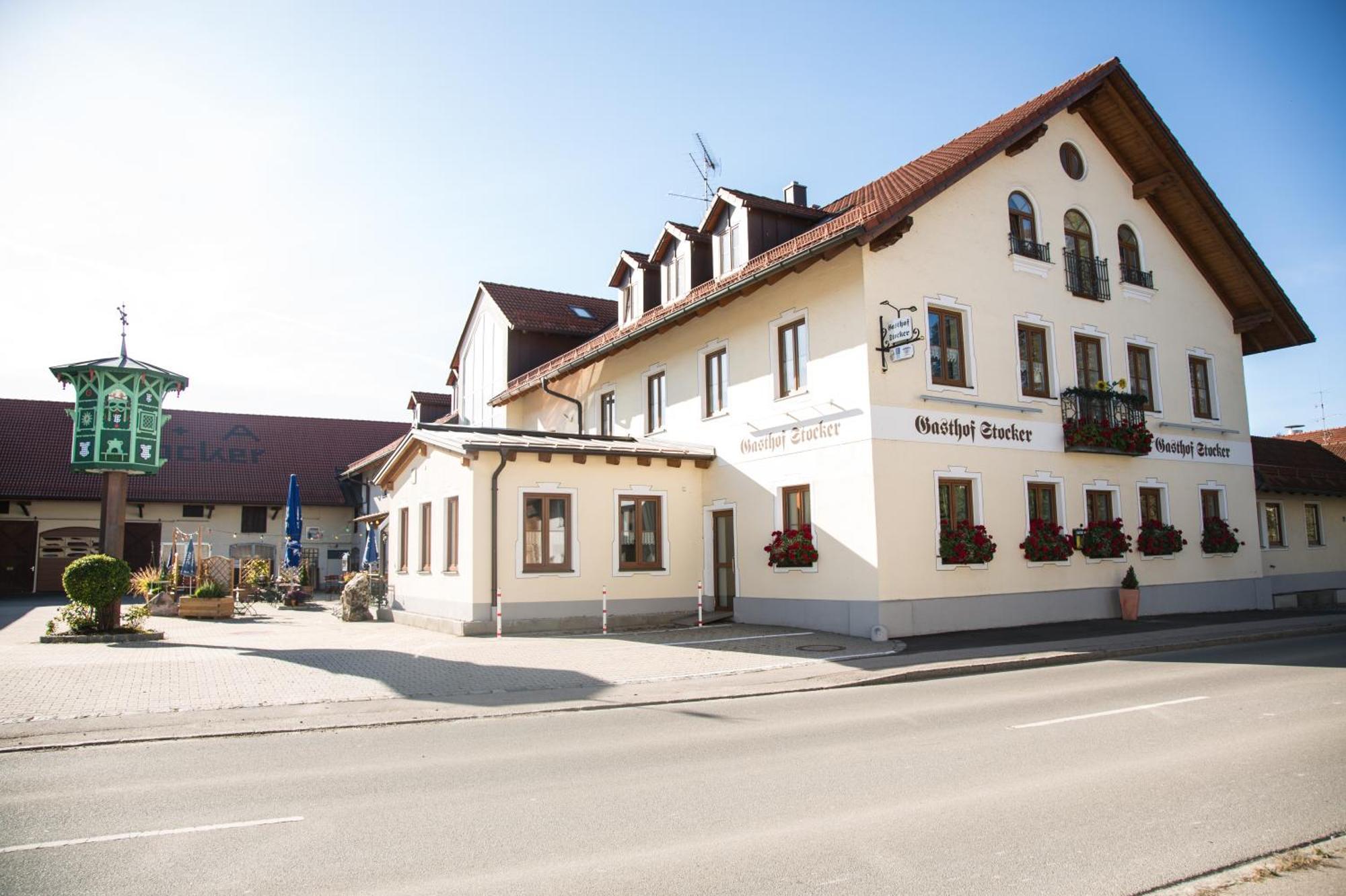 Gasthof Stocker Landsham Exteriör bild