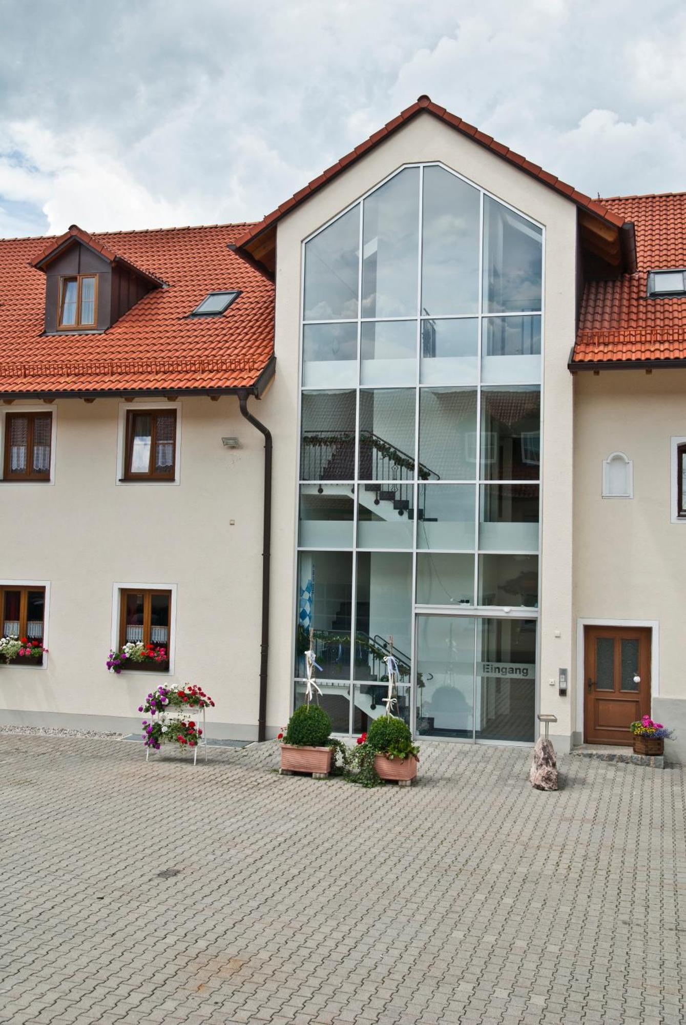 Gasthof Stocker Landsham Exteriör bild